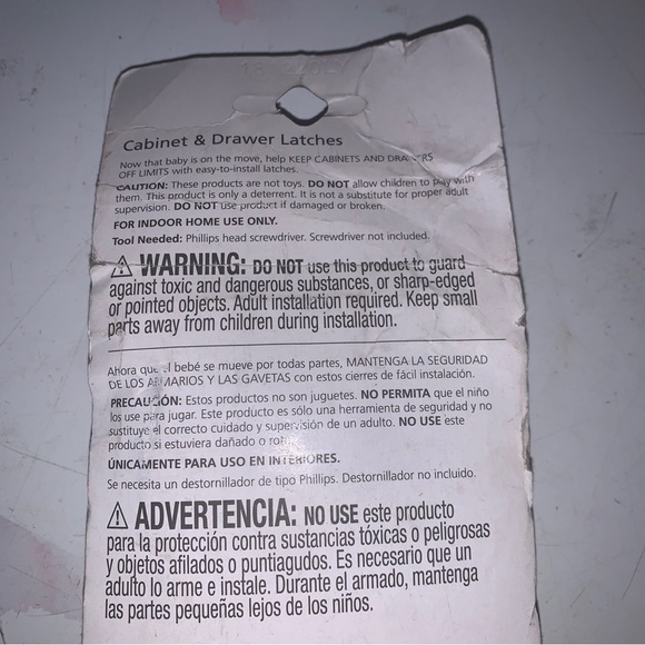 Safety 1st Drawer and Cabinet Latches - Picture 2 of 2